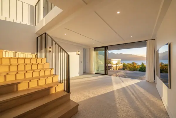 66 Cedar Drive, studio hero image 4