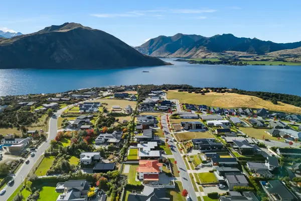 59 Infinity Drive, Wanaka, photos 1