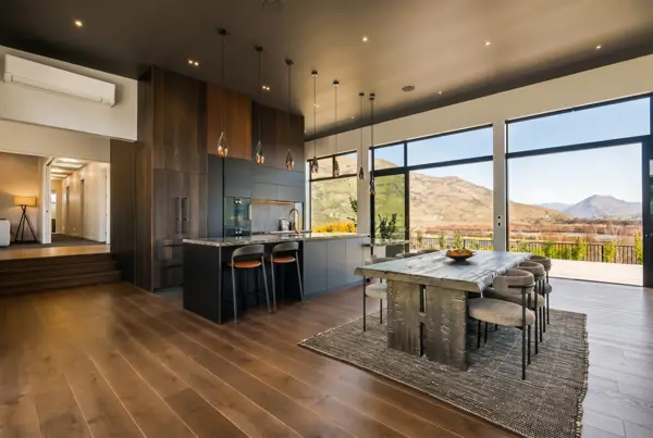9 Kahiwi Drive, studio hero image 1