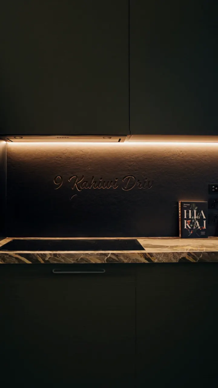 9 Kahiwi Drive, kitchen detail story clip