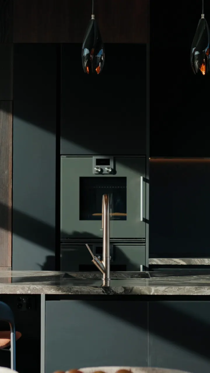 9 Kahiwi Drive, kitchen lifestyle story clip