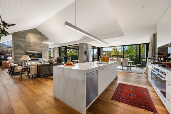 24 Mountain View Drive, Wanaka, photos 1