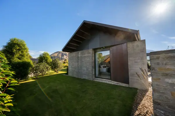 24 Mountain View Drive, select 5
