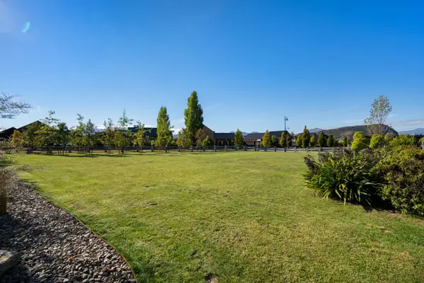 24 Mountain View Drive, Wanaka, photos 57