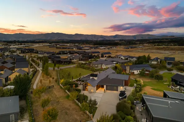 24 Mountain View Drive, Wanaka, photos 101