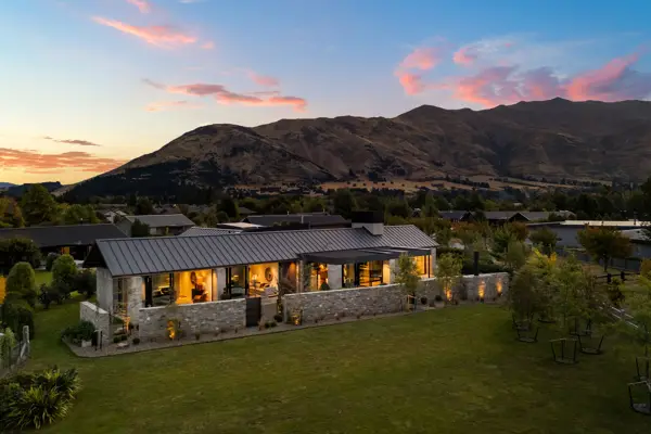 24 Mountain View Drive, Wanaka, photos 105