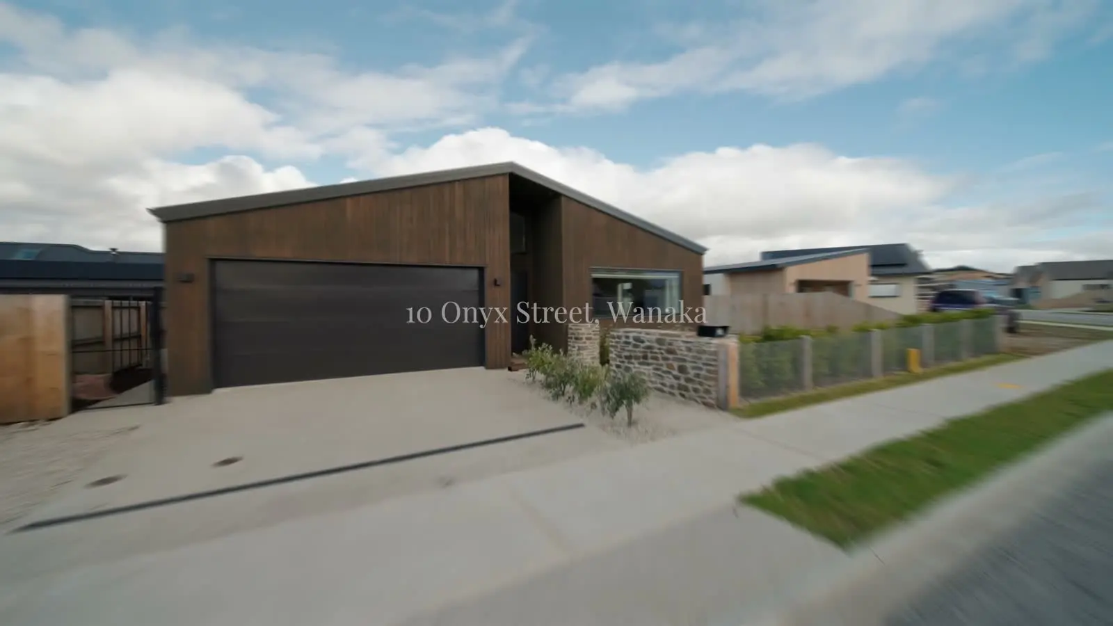 10 Onyx Street, listing film