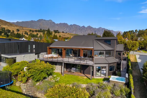 36 Oregon Drive, Kelvin Heights, Queenstown, photos 2