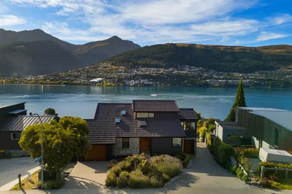 36 Oregon Drive, Kelvin Heights, Queenstown, aerial