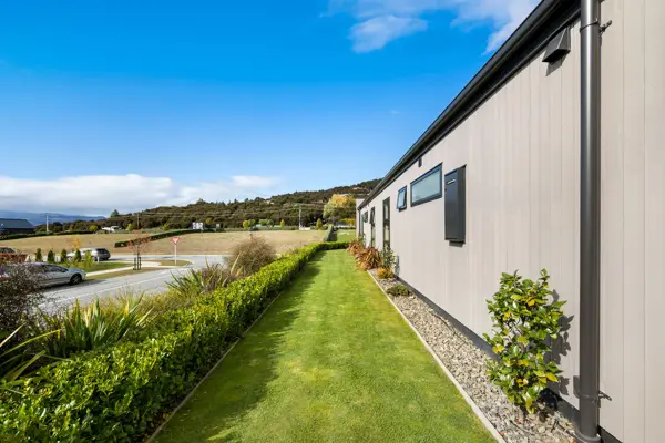 12 Pounamu Avenue, Wanaka, photos 31